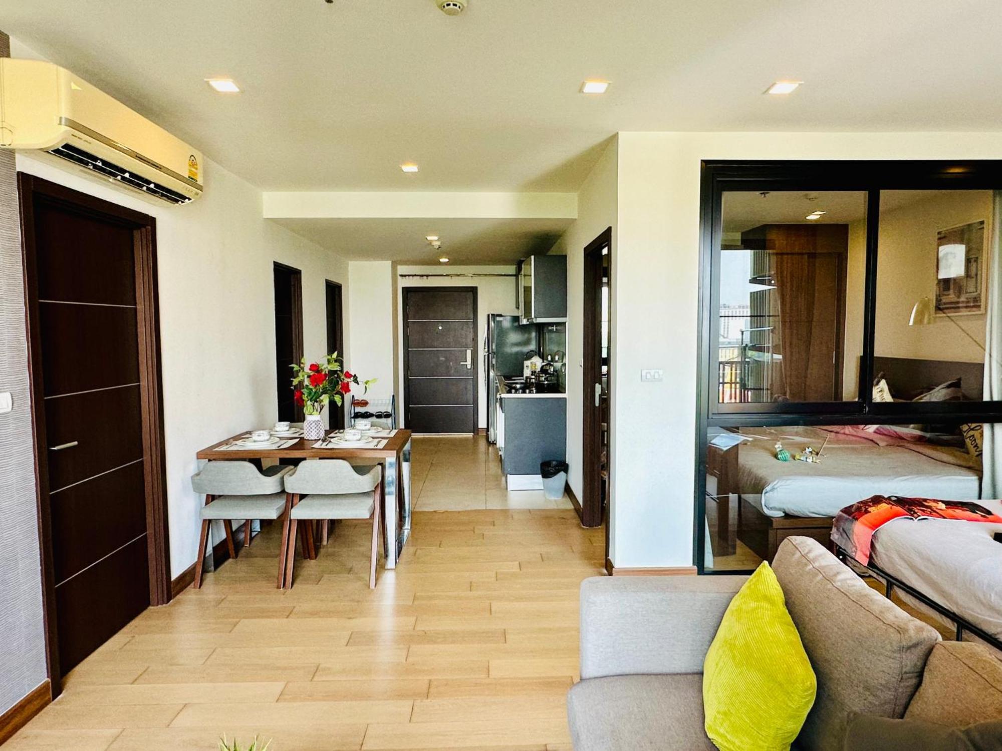 The Astra Condo Changkhlan In Chiang Mai Luaran gambar