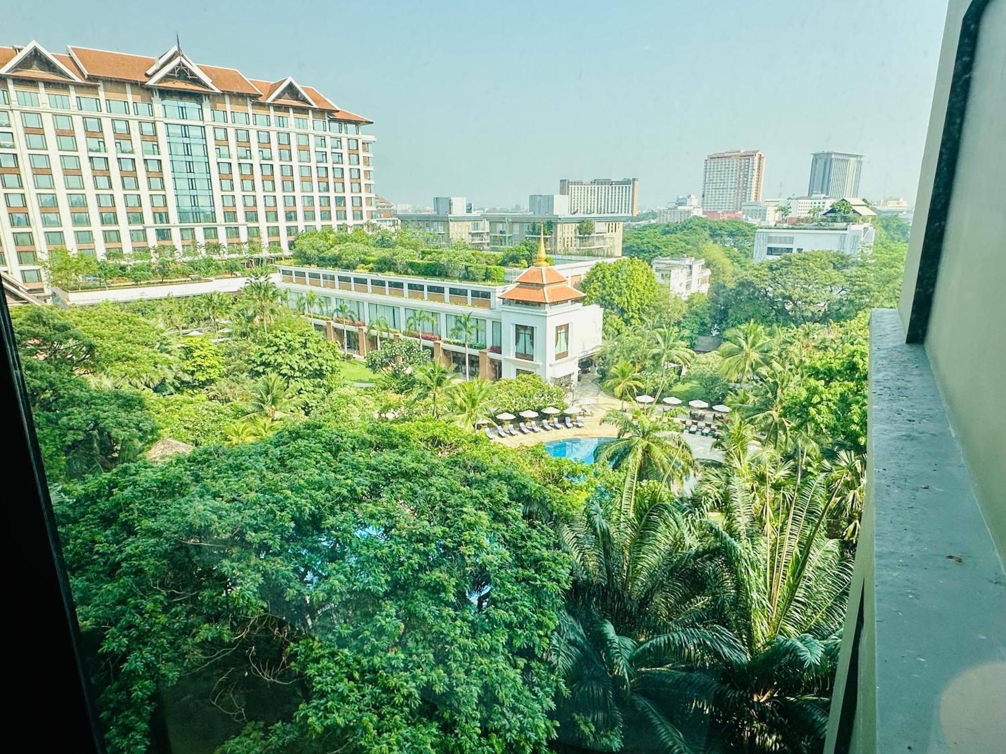 The Astra Condo Changkhlan In Chiang Mai Luaran gambar